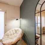 Rent 1 bedroom apartment of 25 m² in Barcelona