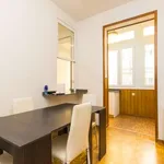 Rent a room of 120 m² in madrid