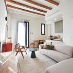 Rent 5 bedroom apartment of 50 m² in Barcelona