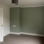 Rent 3 bedroom apartment in Wales