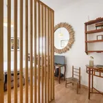 Rent 1 bedroom apartment of 50 m² in lisbon