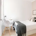 Rent a room of 120 m² in barcelona