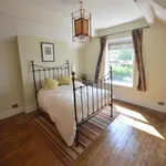 Rent 5 bedroom house in Trafford