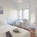 Rent a room in lisbon