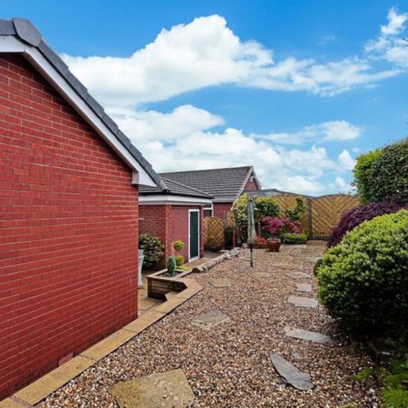 Detached bungalow to rent in Glenmore Close, Bolton BL3