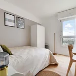 Rent a room of 88 m² in Saint-Cloud