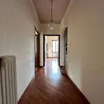 Affitto 5 camera appartamento di 149 m² in La Spezia