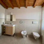 Affitto 5 camera casa di 285 m² in Calvagese della Riviera