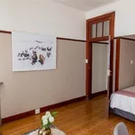 Rent 1 bedroom apartment in Johannesburg