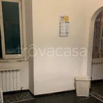 Affitto 4 camera appartamento di 70 m² in Genova