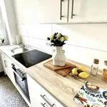 Rent 4 bedroom apartment of 103 m² in Düsseldorf