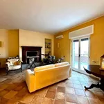 Rent 5 bedroom apartment of 120 m² in Pulsano