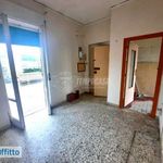 Affitto 2 camera appartamento di 60 m² in Naples