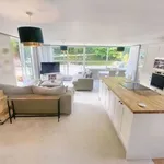 Rent 3 bedroom flat in South West England