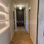 Rent 3 bedroom apartment of 120 m² in Milano