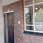 Rent 2 bedroom apartment in Pretoria