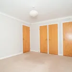 Rent 2 bedroom flat in Edinburgh