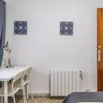 Rent 5 bedroom apartment in Valencia