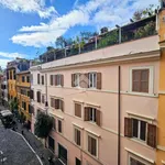 Rent 2 bedroom apartment of 90 m² in Roma