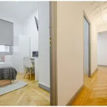 Rent a room of 200 m² in madrid