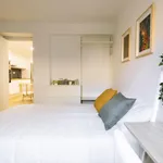 Rent 4 bedroom apartment in Valencia