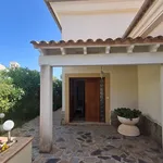 Beautiful house with garden and direct access to the beach in Cala Mandia.