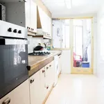 Rent a room of 110 m² in valencia