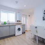 Rent 4 bedroom flat of 500 m² in Liverpool