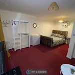 Room to rent in Chassagne Square, Crewe CW1