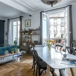 Rent 3 bedroom apartment of 124 m² in Paris