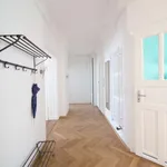 Rent a room of 107 m² in munich