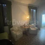 Rent 7 bedroom apartment of 250 m² in Venice