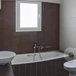 Rent 1 bedroom apartment of 70 m² in Ελληνικό