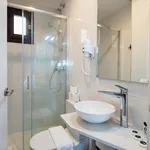 Rent 1 bedroom apartment of 35 m² in Barcelona