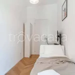 Rent 3 bedroom apartment of 69 m² in Milano