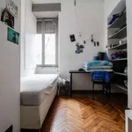 Rent a room of 170 m² in turin