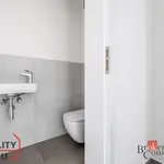 Pronajměte si 2 ložnic/e byt o rozloze 63 m² v Prague