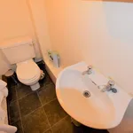 Rent 1 bedroom student apartment in Leeds