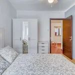 Rent a room of 80 m² in valencia