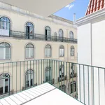 Rent 1 bedroom apartment of 69 m² in Lisboa