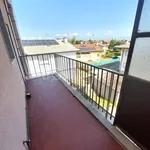 Rent 3 bedroom apartment of 92 m² in Villa Primavera