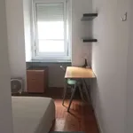 Rent a room in lisbon