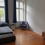 Miete 2 Schlafzimmer wohnung von 1044 m² in Berlin