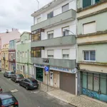 Rent 2 bedroom apartment in lisbon