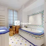 Rent 6 bedroom apartment of 164 m² in Paris