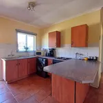 Rent 2 bedroom apartment in Roodepoort