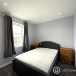 Rent 3 bedroom flat in Edinburgh