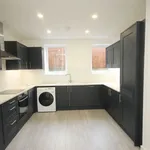 Flat to rent in 106B Old Bedford Road, Luton LU2