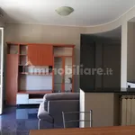 Affitto 3 camera appartamento di 101 m² in Terni