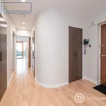 Rent 2 bedroom flat in Edinburgh